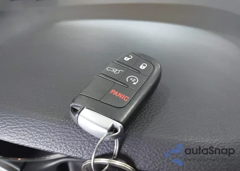 2017 Jeep Grand Cherokee Altitude 4X4 from USA, damaged, VIN 1C4RJFAG7HC700627